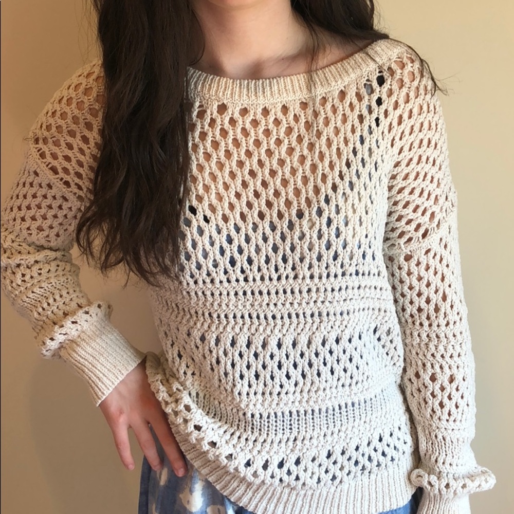 American eagle white knit sweater!